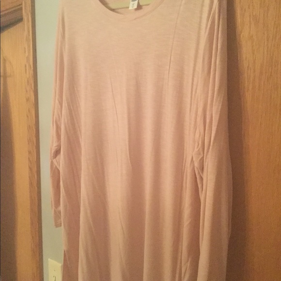 Old navy 3/4 T-shirt - Picture 3 of 5